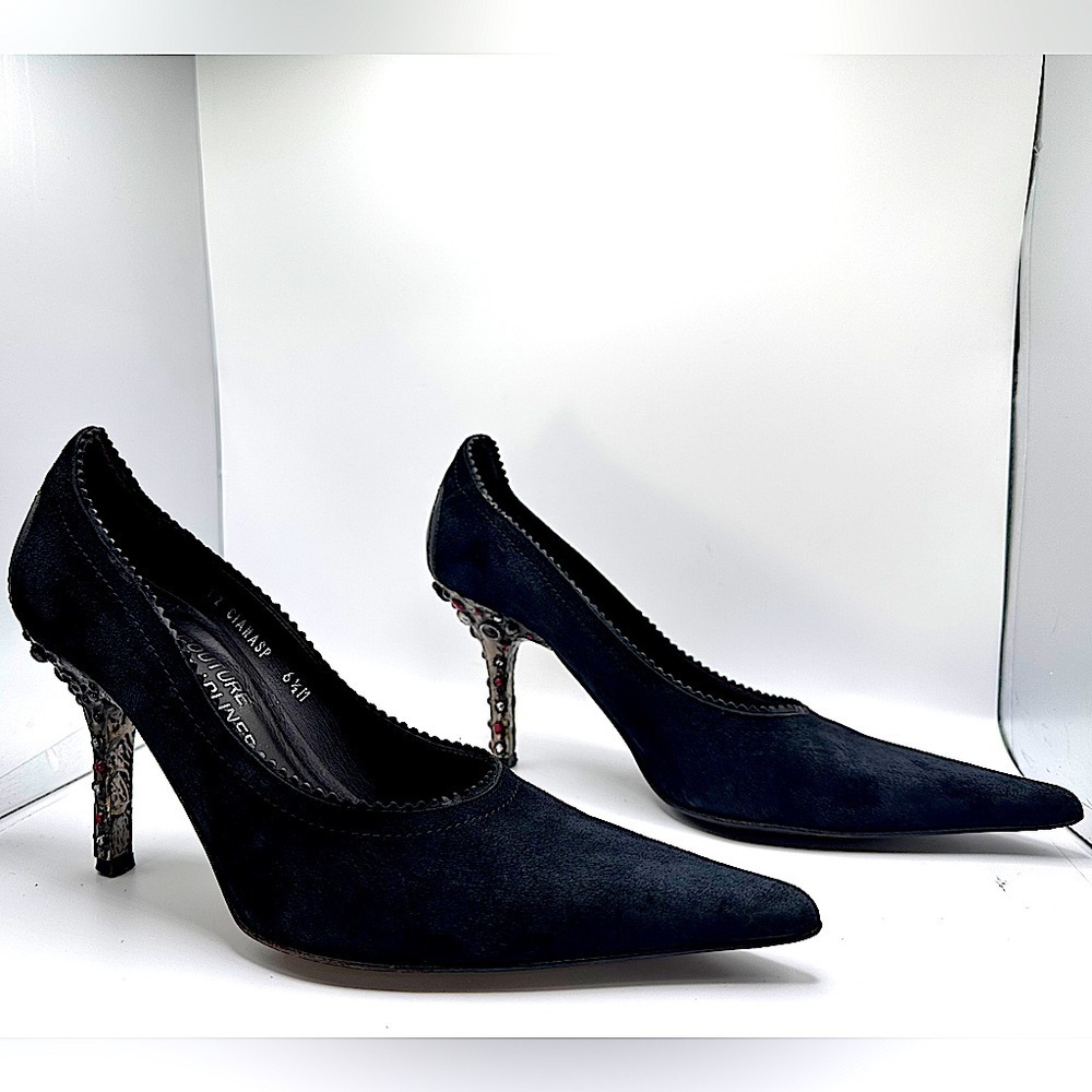 Vintage Donald J Pliner Black Suede Featuring Unique Studded/Jeweled Heel Sz 6.5 - Picture 15 of 15